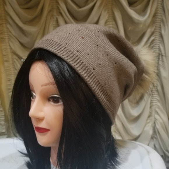 REAL raccoon pompom rhinestone hat - Picture 7 of 8